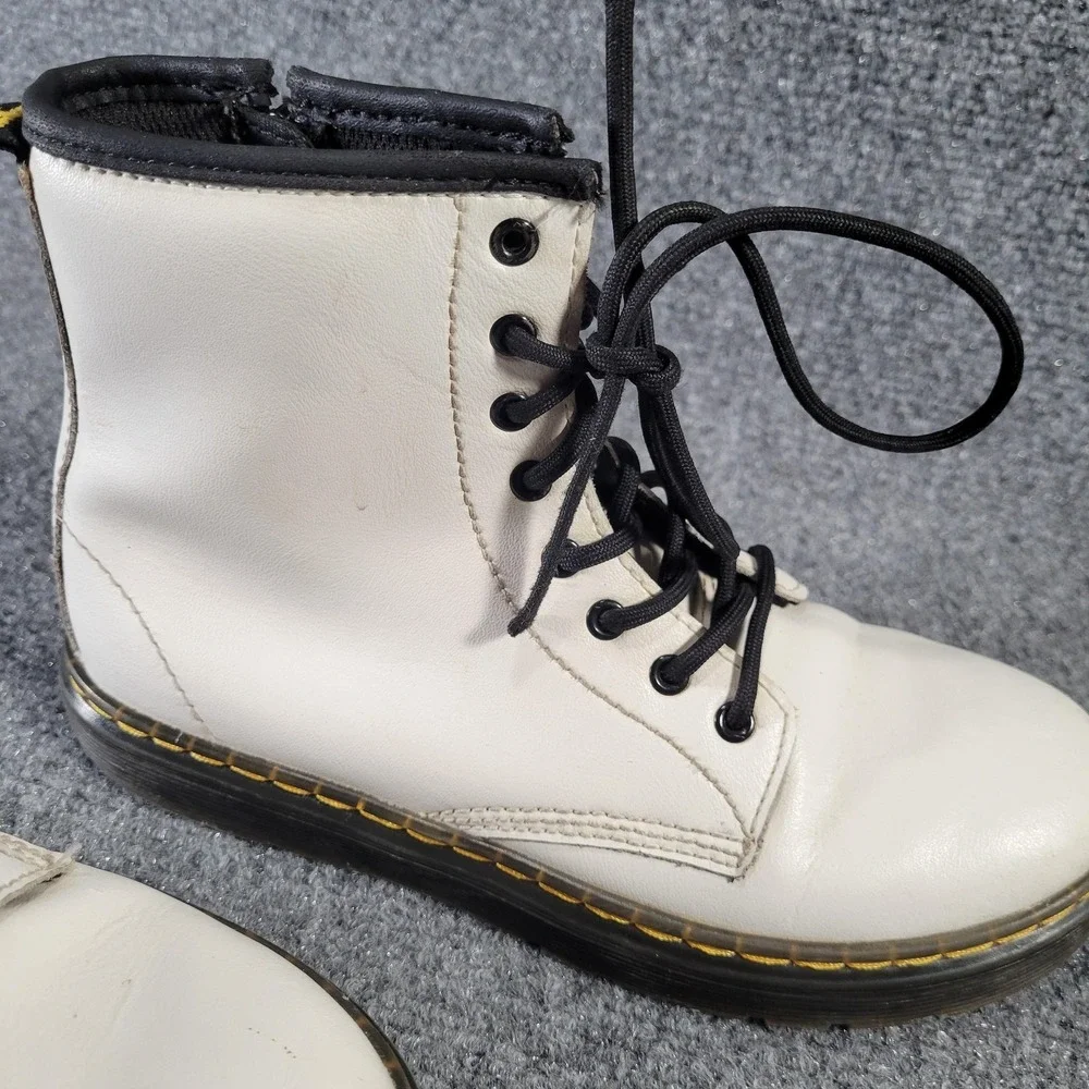 Dr. Martens Zavala J Boots Unisex Kids Size‎ 3 White Leather Combat Zip Ankle
